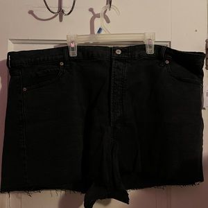 Old Navy Higher High-Waisted A-Line Black Cut-Off Jean Shorts -- 3-inch inseam